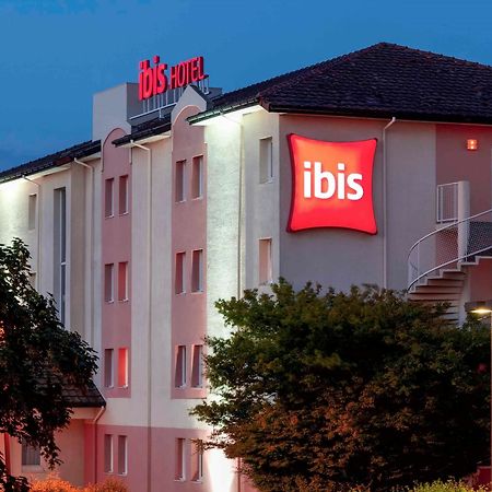 Ibis Pau Lescar Hotell Exteriör bild