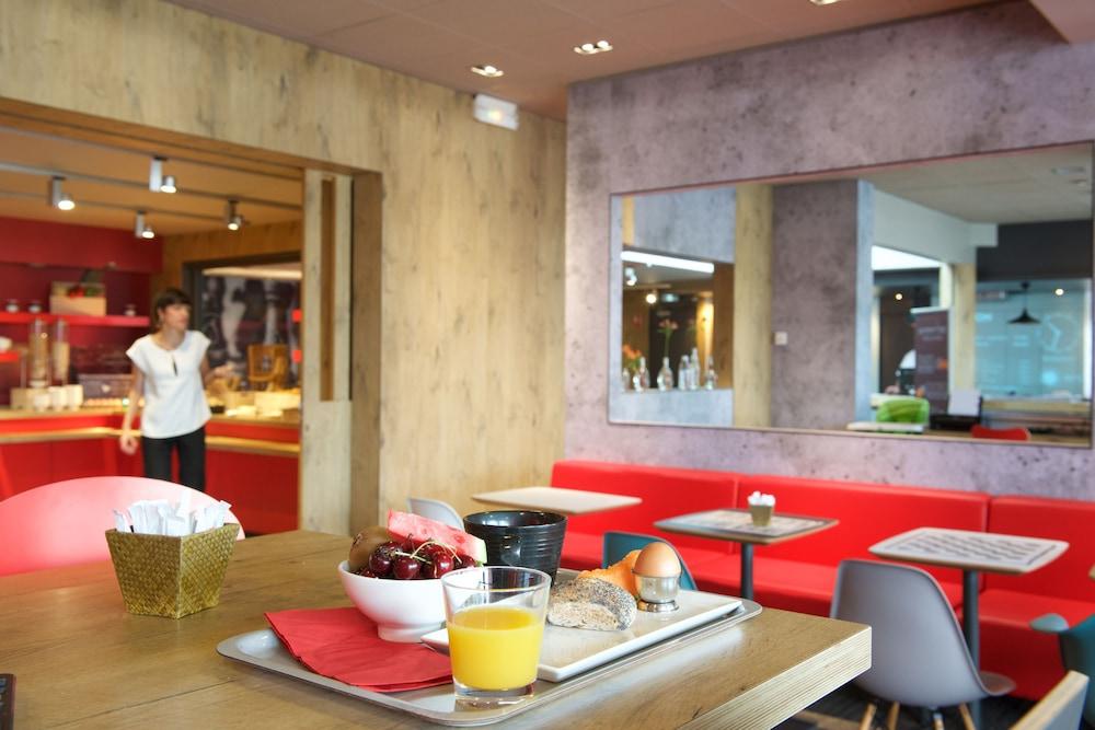 Ibis Pau Lescar Hotell Exteriör bild