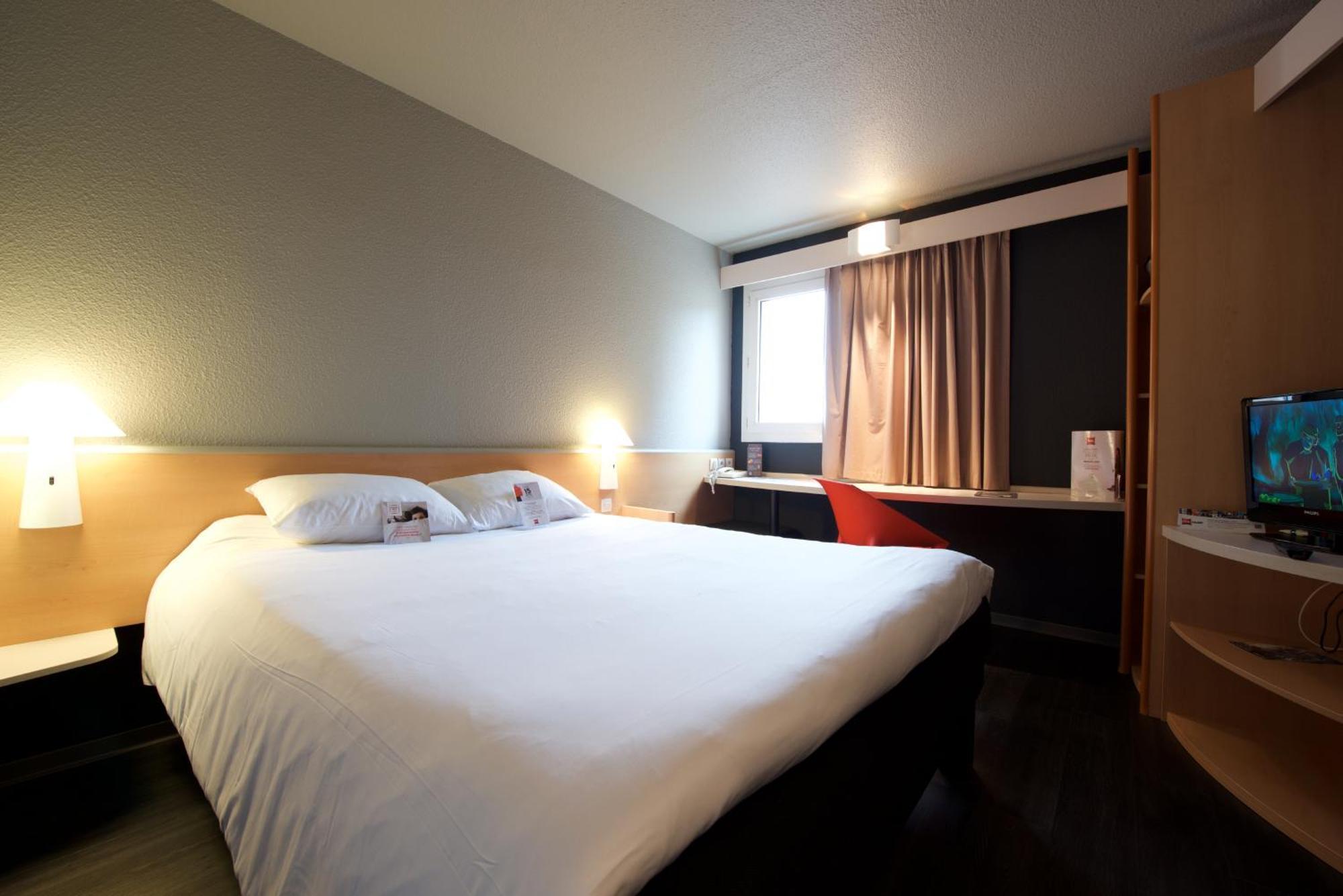 Ibis Pau Lescar Hotell Rum bild