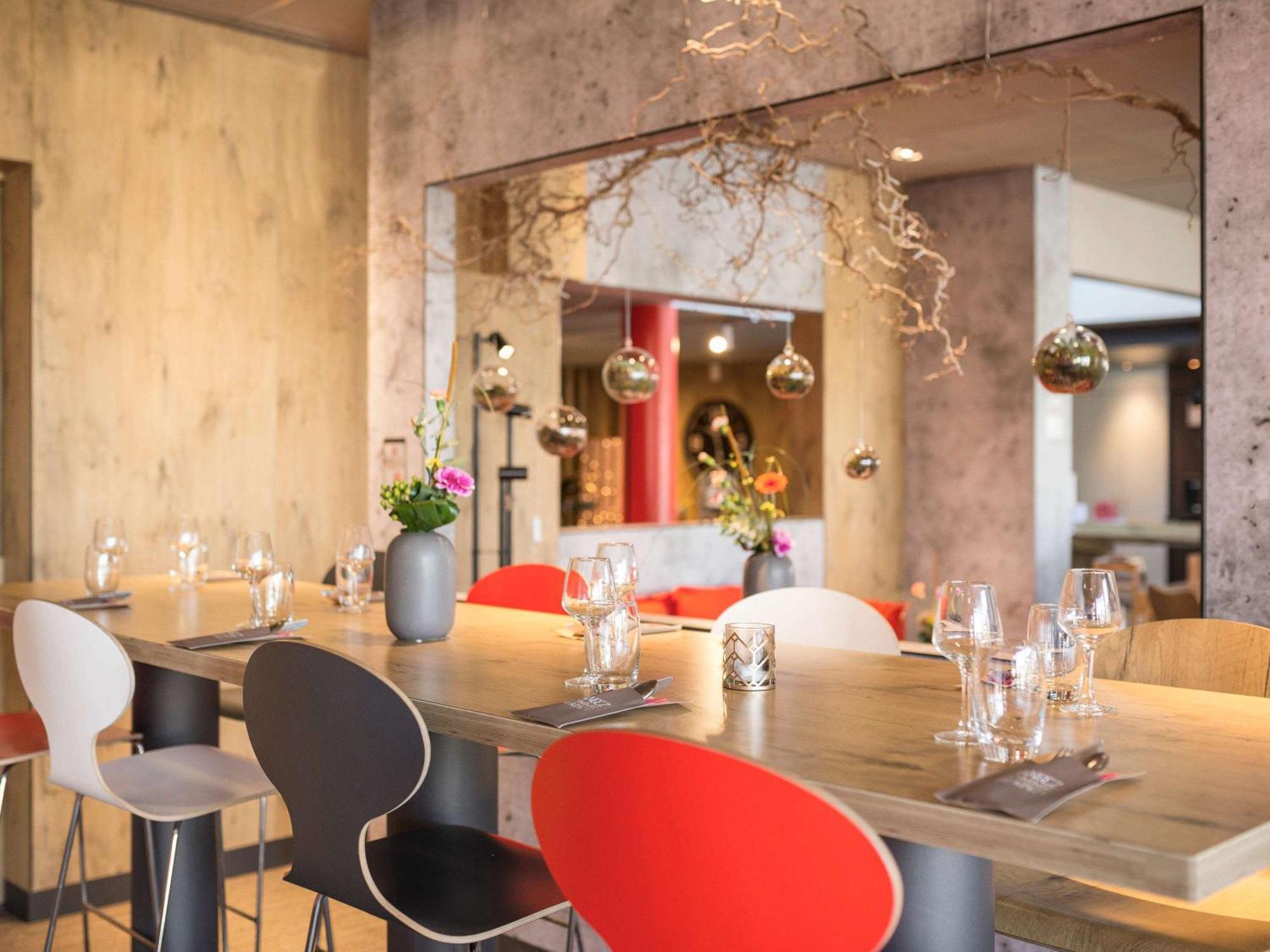 Ibis Pau Lescar Hotell Exteriör bild