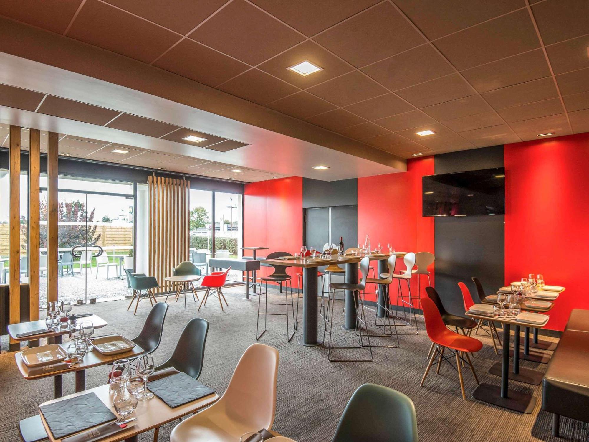 Ibis Pau Lescar Hotell Exteriör bild