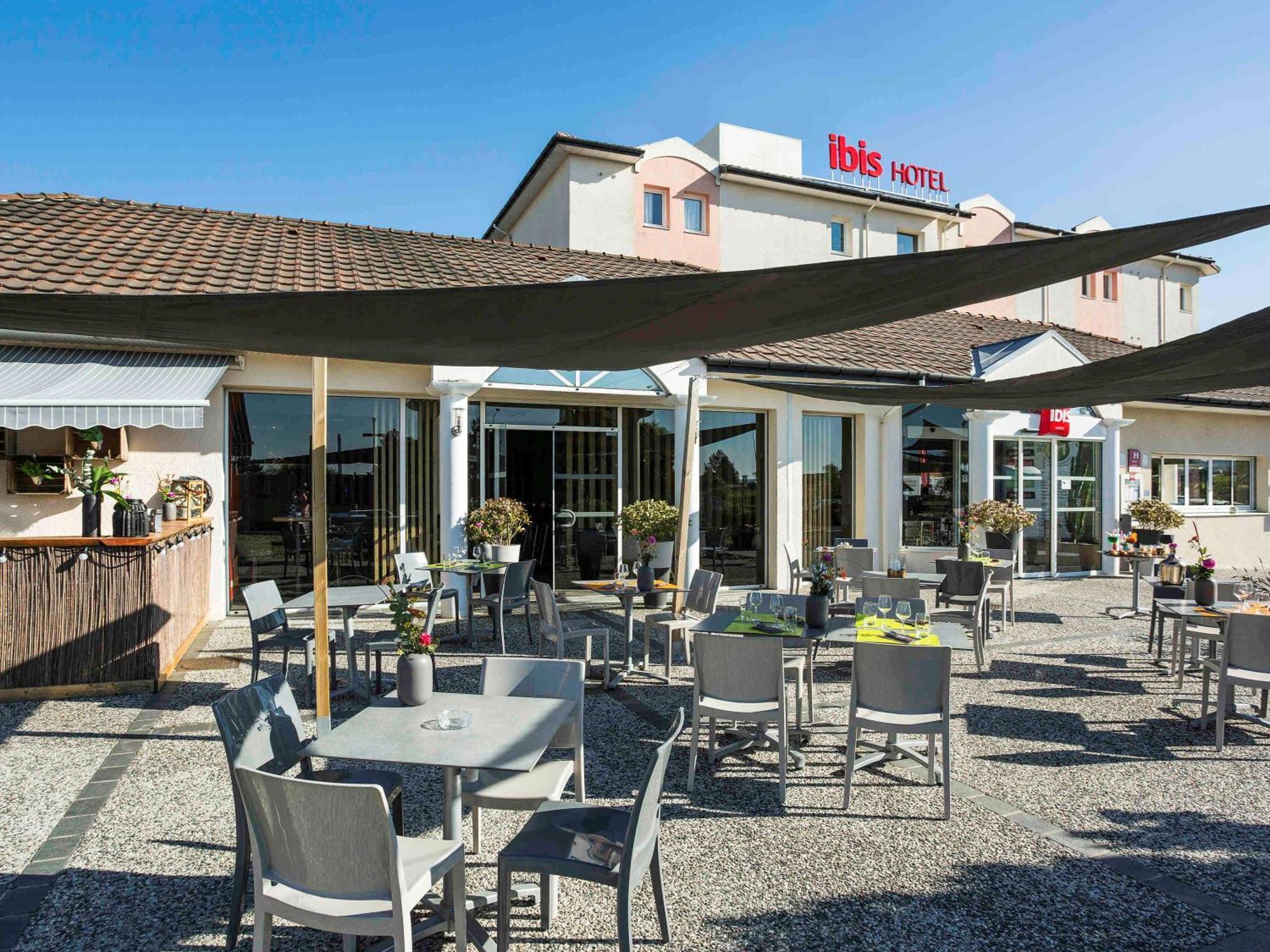 Ibis Pau Lescar Hotell Exteriör bild