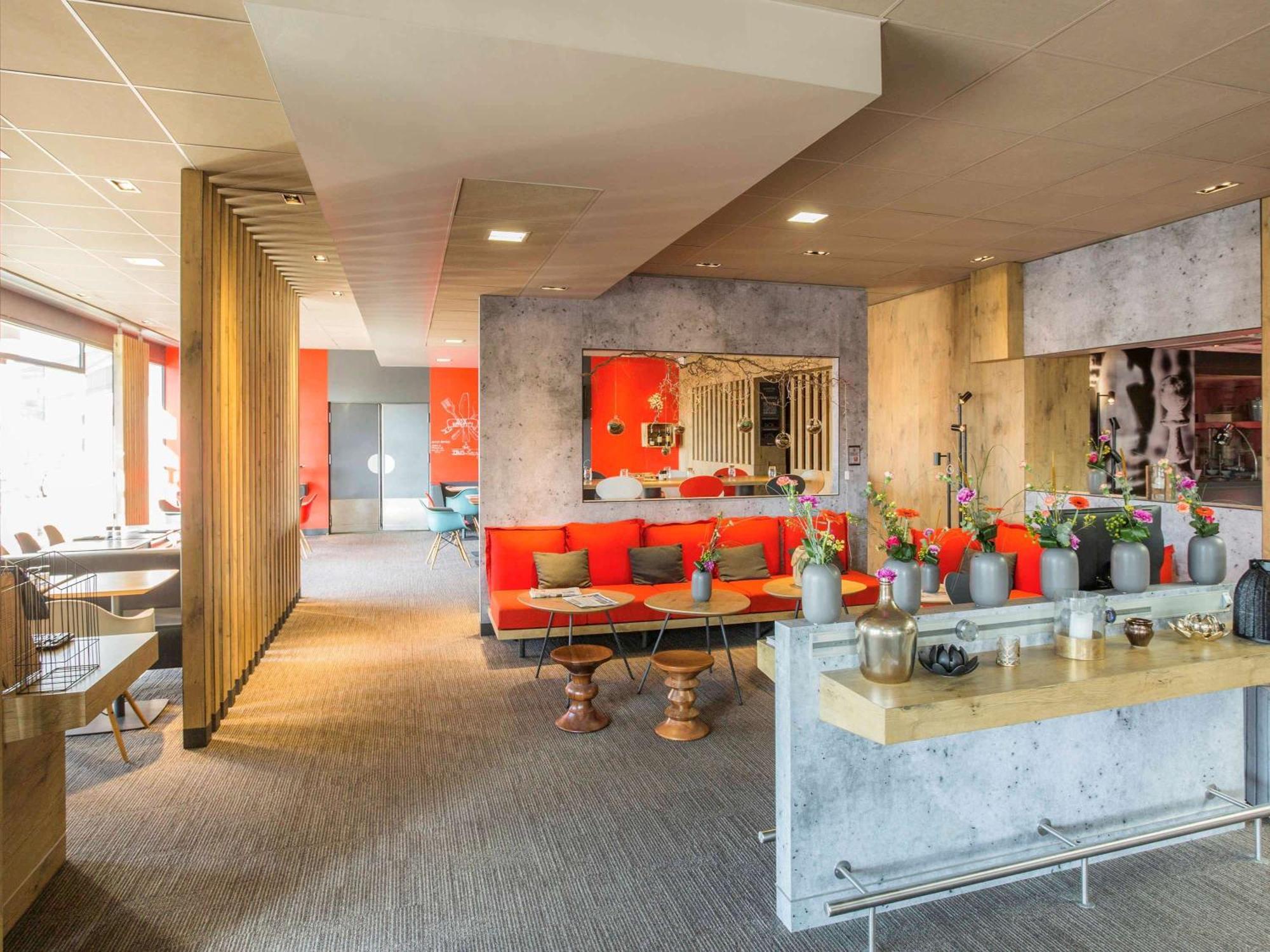 Ibis Pau Lescar Hotell Exteriör bild