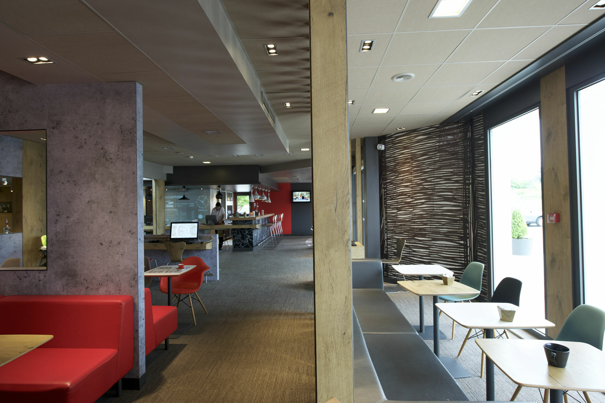 Ibis Pau Lescar Hotell Exteriör bild