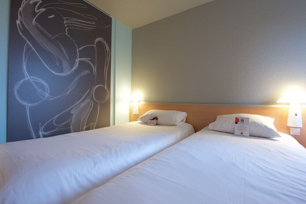 Ibis Pau Lescar Hotell Exteriör bild